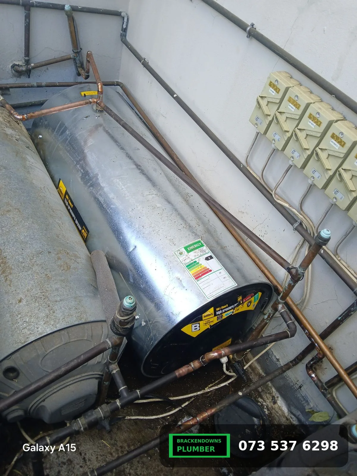 Brackendowns Plumber pipe repair technician