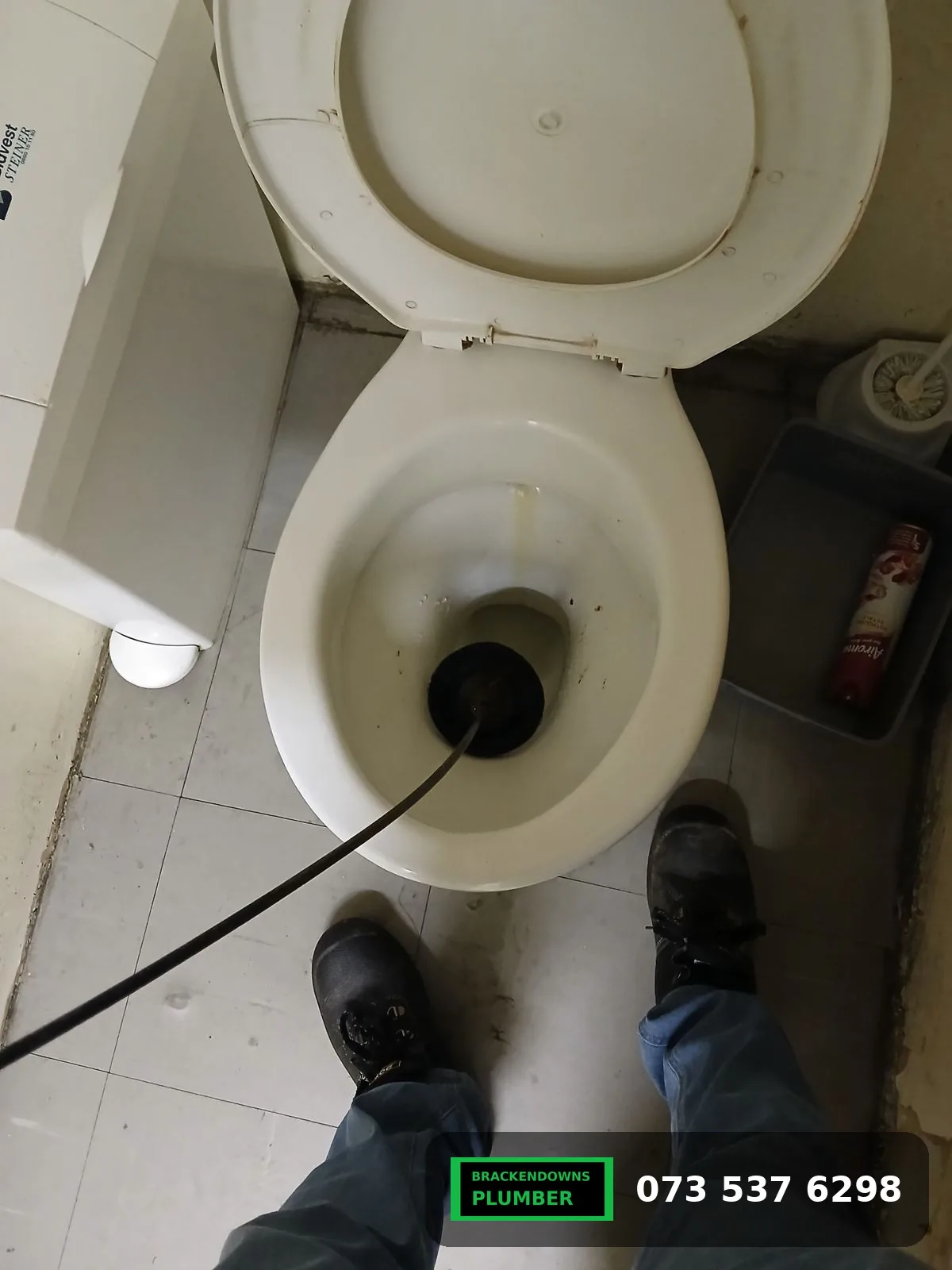 Plumber at work in Crystal Park, Benoni